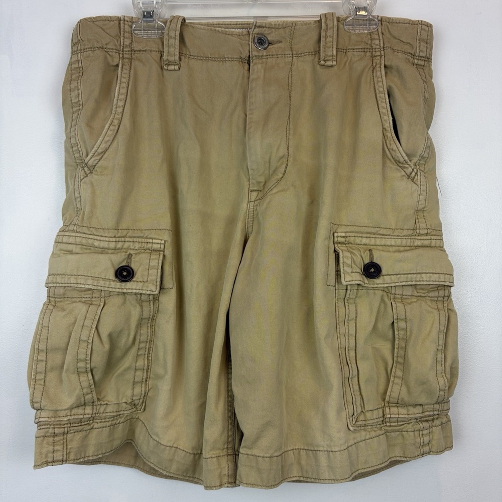 Y2K American Eagle Camo Cargo Shorts Mens 34 Beige Longer Length Faded Read